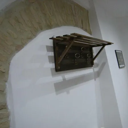 Le Vecchie Mura Cannara