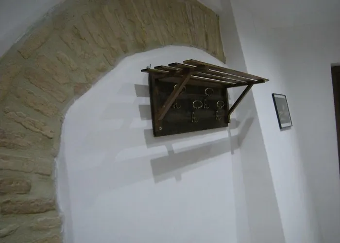 Le Vecchie Mura Cannara